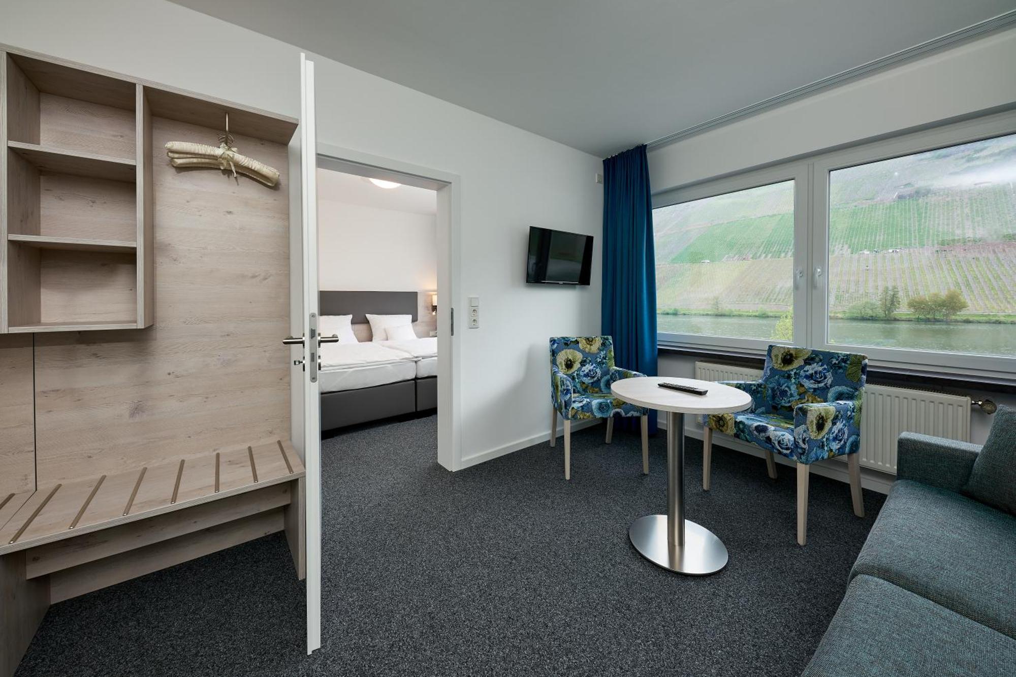 Sonnenuhr Bed & Breakfast แบร์นคาสเทล-คืสท์ ภายนอก รูปภาพ