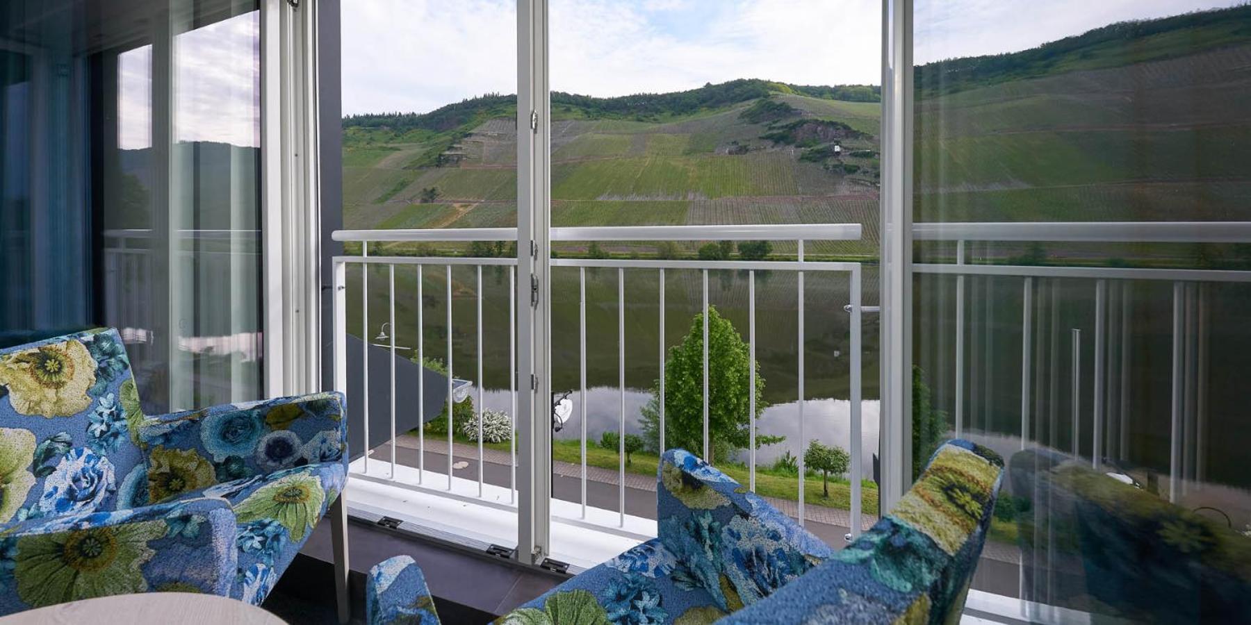 Sonnenuhr Bed & Breakfast แบร์นคาสเทล-คืสท์ ภายนอก รูปภาพ