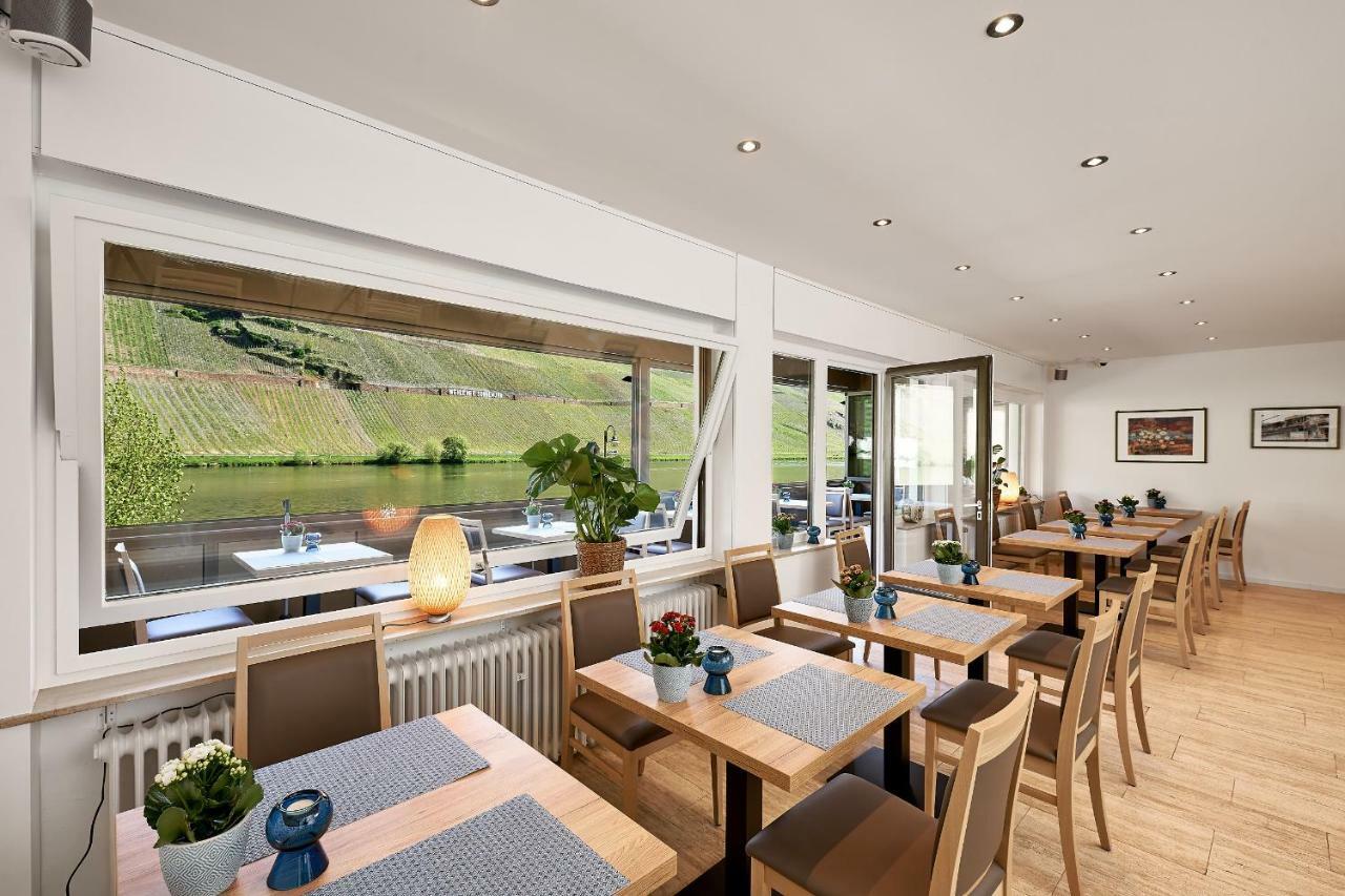 Sonnenuhr Bed & Breakfast แบร์นคาสเทล-คืสท์ ภายนอก รูปภาพ